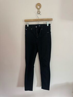GAP Women's Black Skinny Jeans